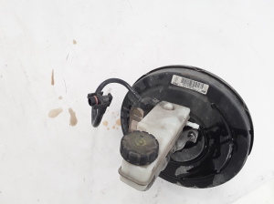 RENAULT Megane III (2008–2016) Pidurivõimendi 472104219R - 3