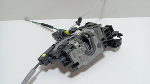 Mercedes Benz C-Class 205 (2014–2021) Front door lock A0997201800 - 4