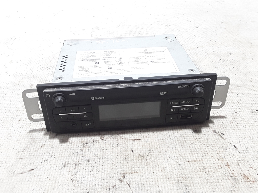 RENAULT Trafic 3 generation (2014-2023) Music Player With GPS 281151817R 21069388