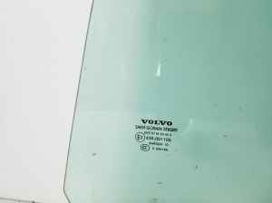  Glass rear side door 