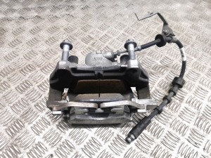 Polestar 2 II (2021–2026) Eesmine pidurisadul 32300789 - 3