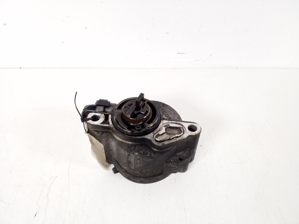 VOLVO V50 1 generation (2003-2012) Vacuum Pump 20345465