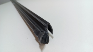 Volkswagen Golf VII (2012–2026) Front door inner window molding 5G4837479B - 2