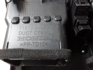 Honda CR-V (2006–2012) Armatuurlaua ventilatsioonivõred 77610SWAA0 - 3