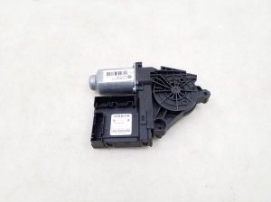 Front door window regulator motor - 5K0959793