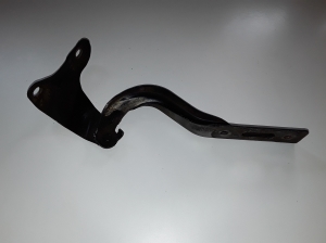 Hood hinge - *****