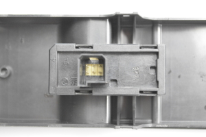Opel Astra H (2004–2010) Esiukse klaaslüliti 13197132 - 3