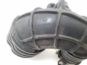 AUDI A6 C6 (2004–2011) Õhu sisselaske voolik 4F0129615E - 4