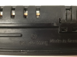 Volkswagen Golf IV (1997–2003) Additional stop light 1J6945097C - 2