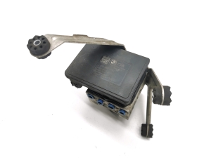 BMW i 3 I01 (2013–2026) ABS unit 6892888 - 2