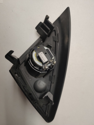 Mercedes Benz CLS-Class 219 (2004–2010) Esiukse muu osa A2197250194 - 3