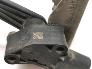 Tesla Model X X (2015–2026) Front ride height sensor 1027941-00-A - 2