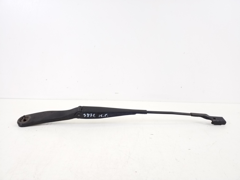 VOLVO V50 1 generation (2003-2012) Front Wiper Arms 31253996 20352694
