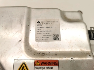 Tesla Model X X (2015–2026) Invertors 1060985-00-C - 3