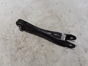 Rear axle link - 55270GI000