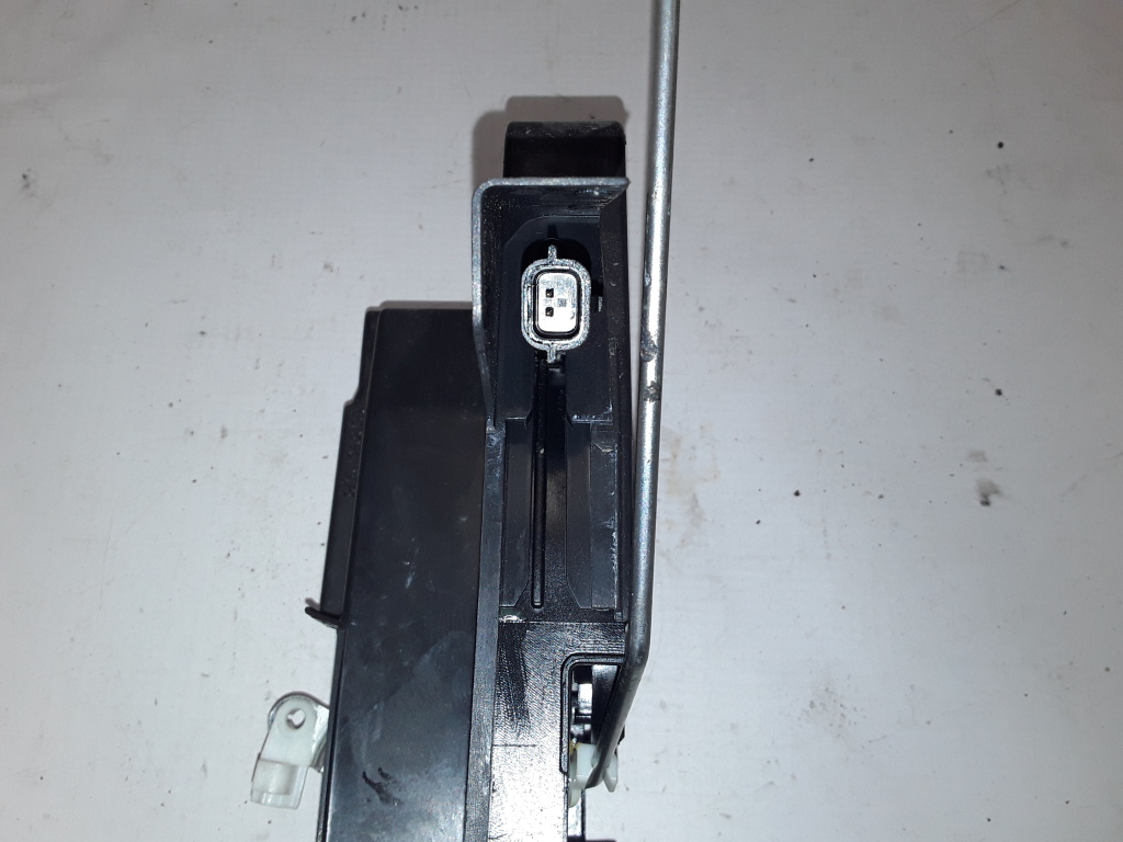 DACIA Sandero 2 generation (2013-2020) Front Right Door Lock 805026897R 21076551