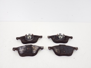 VOLVO V50 (2004–2012) Piduriklotsid ees 30742030 - 3