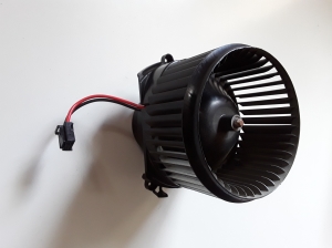  Cabin shoulder motor 