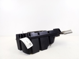 Kia Sportage (2010–2016) Speaker 963803W000 - 4