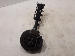 Front wheel hub and its parts