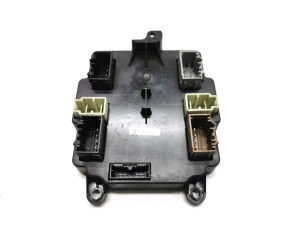 Rear side door control unit - 1062056-10-B