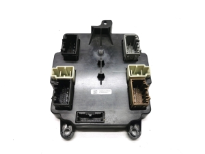 Rear side door control unit - 1062056-10-B