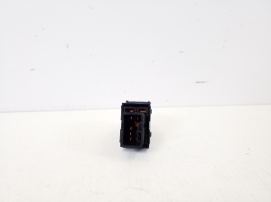 Kia Sportage (2010–2016) Rear side door window switch 935751H000 - 2