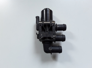   Cabin shoulder valve 