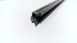 Citroen DS4 (2011–2018) Rear side door inner window molding - 4