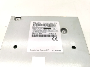 Tesla Model X X (2015–2026) Radio (head unit) 1052609-00-A - 3
