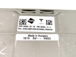 Tesla Model X X (2015–2026) Audioverstärker 1004833-10-A - 3