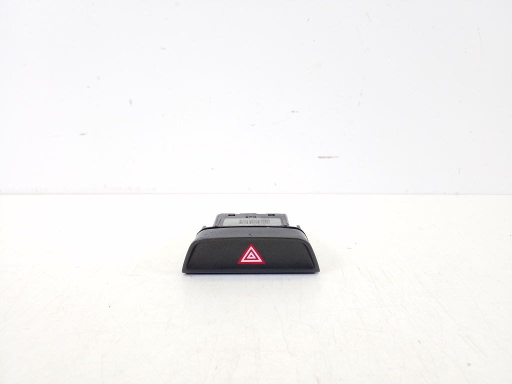 Kia Sportage (2010–2016) Hazard light switch 937903U010 Kia Sportage (2010–2016) Hazard light switch 937903U010