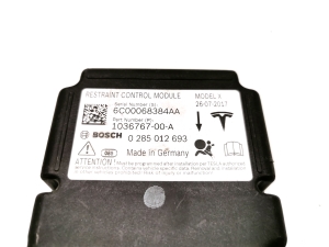 Tesla Model X X (2015–2026) Airbag module 1036767-00-A - 4