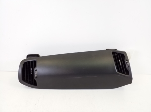 Dashboard air vent grilles - 847953U900