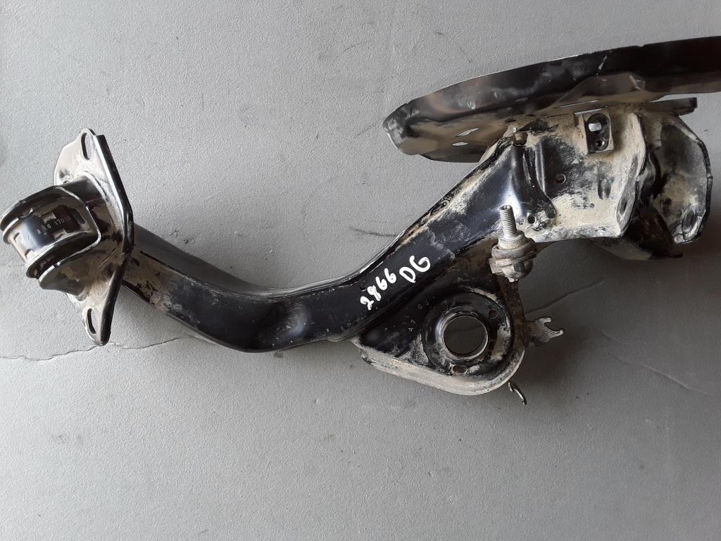 MINI Countryman 2 generation (F60) (2016-2024) Rear Right Arm 6851580 27603867