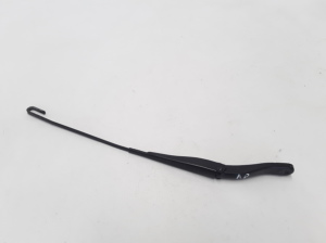   Windshield wiper blade 