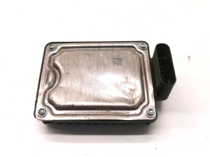 Tesla Model 3 3 (2016–2024) Blind spot radar Distronic 1108647-00-E - 2