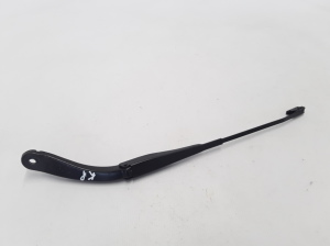   Windshield wiper blade 