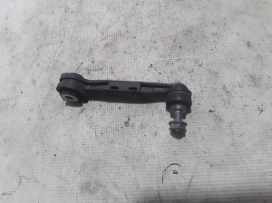  Rear stabilizer link 