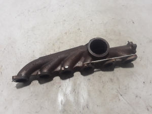   Exhaust manifold 