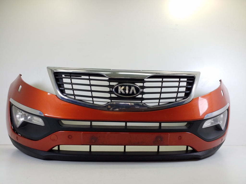 Used Kia Sportage Front bumper and its parts (set)