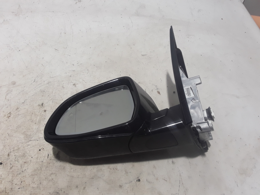 Used BMW X3 Side mirror and its details 8491709