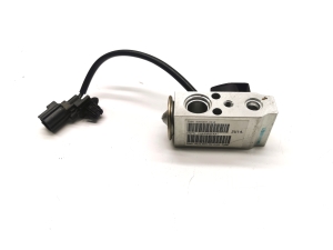 Air conditioner hose valve - 6008481-00-B
