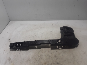  Rear bumper bracket 