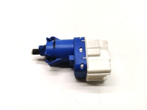 Bremslichtschalter - 7E5T-96854-AA