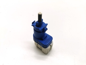 Tesla Model S S (2012–2026) Bremslichtschalter 7E5T-96854-AA - 3