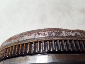 Volkswagen Passat B8 (2014–2023) Siduri hooratas 04L105266D - 3