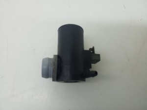 TOYOTA Yaris (2005–2011) Front windshield washer pump - 2