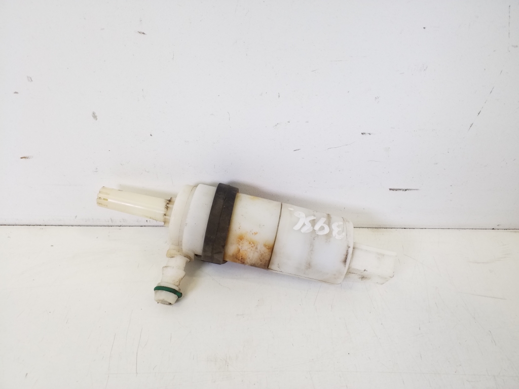 Kia Sportage (2010–2016) Front headlight washer motor 98510-2B700