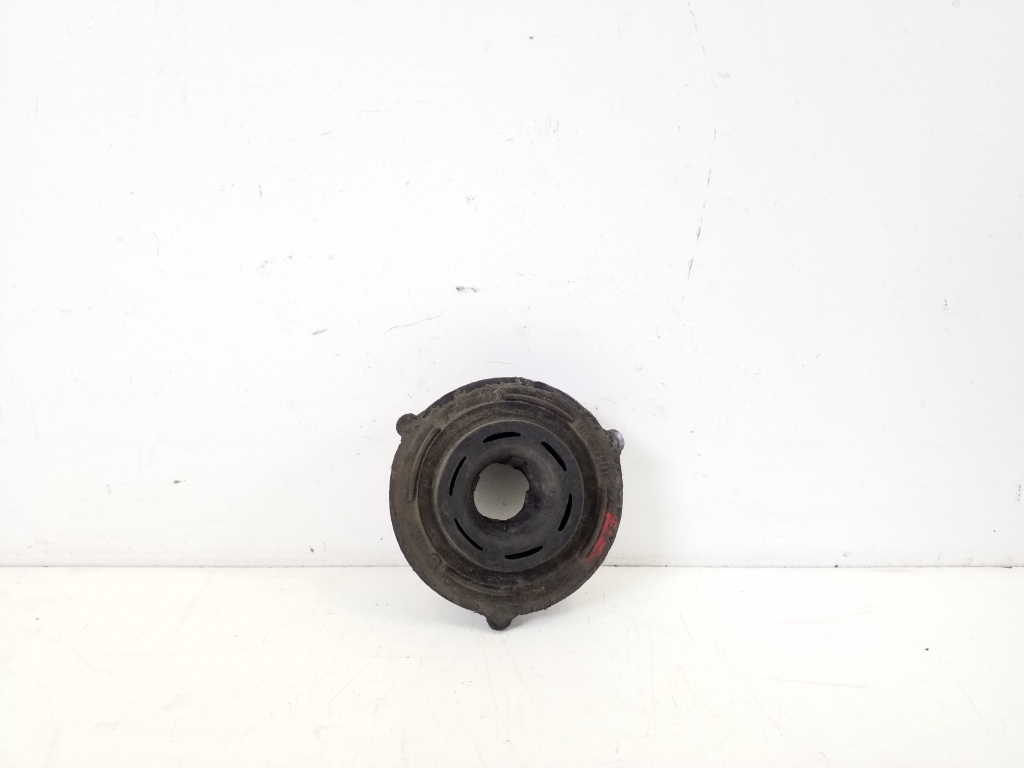 Kia Sportage (2010–2016) Radiator bracket 25336-2B000 Kia Sportage (2010–2016) Radiator bracket 25336-2B000